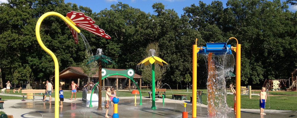 Splash Pad at River Oaks County Park